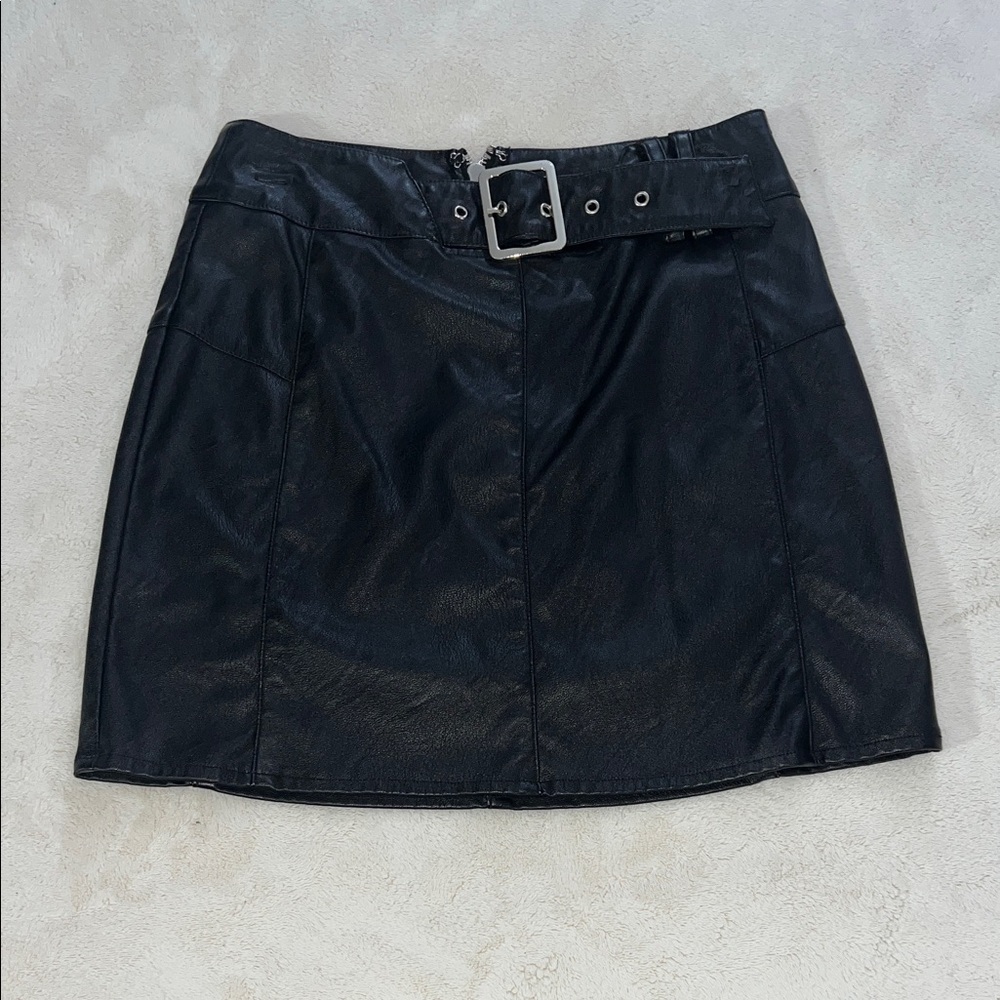 Tiger Mist Black Belted Skirt